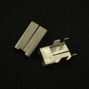 四腳四分開背鋼扣316